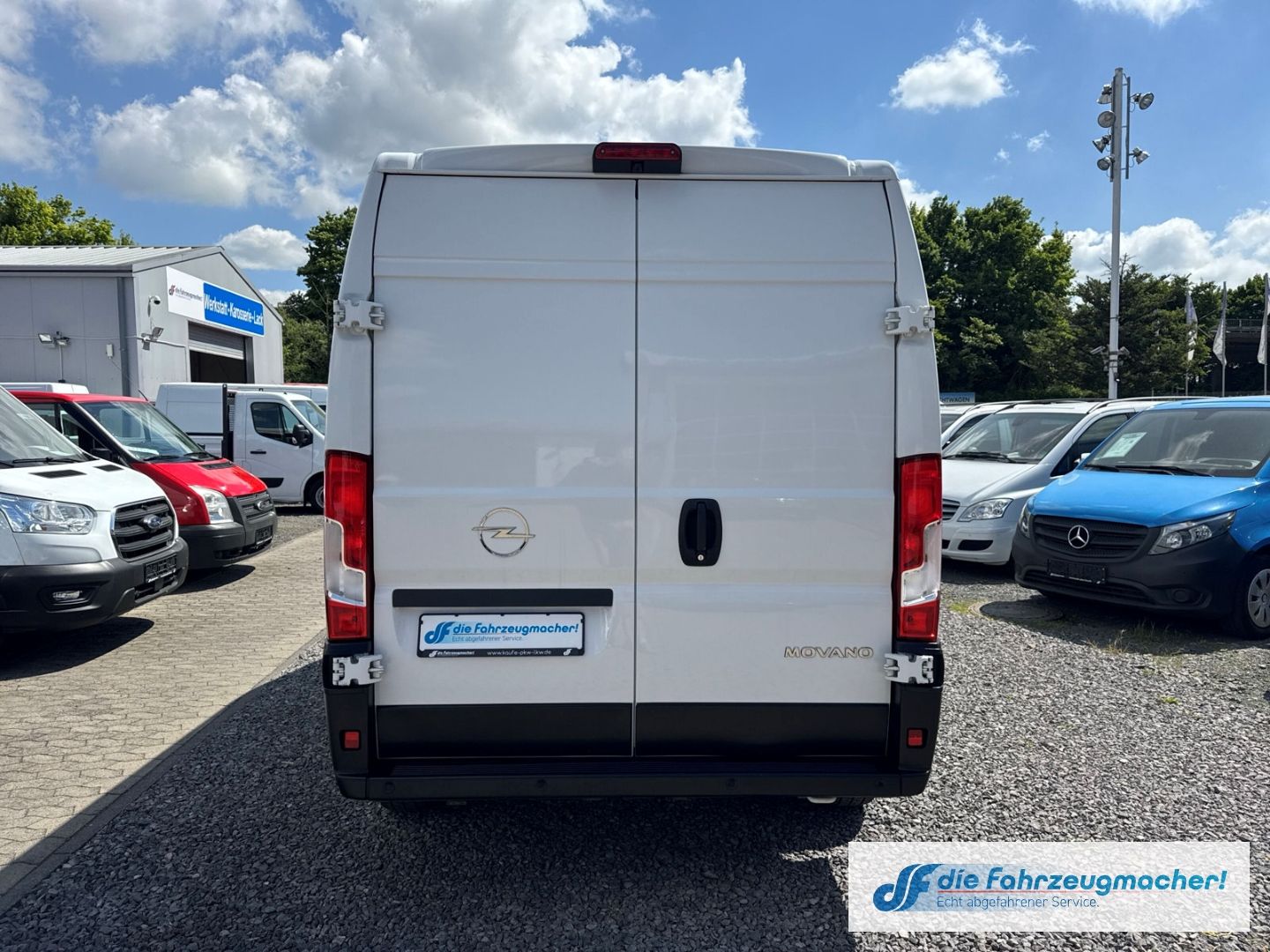 Fahrzeugabbildung Opel Movano C Kasten HKa L2H2 3,5t Edition 2.2 Diesel