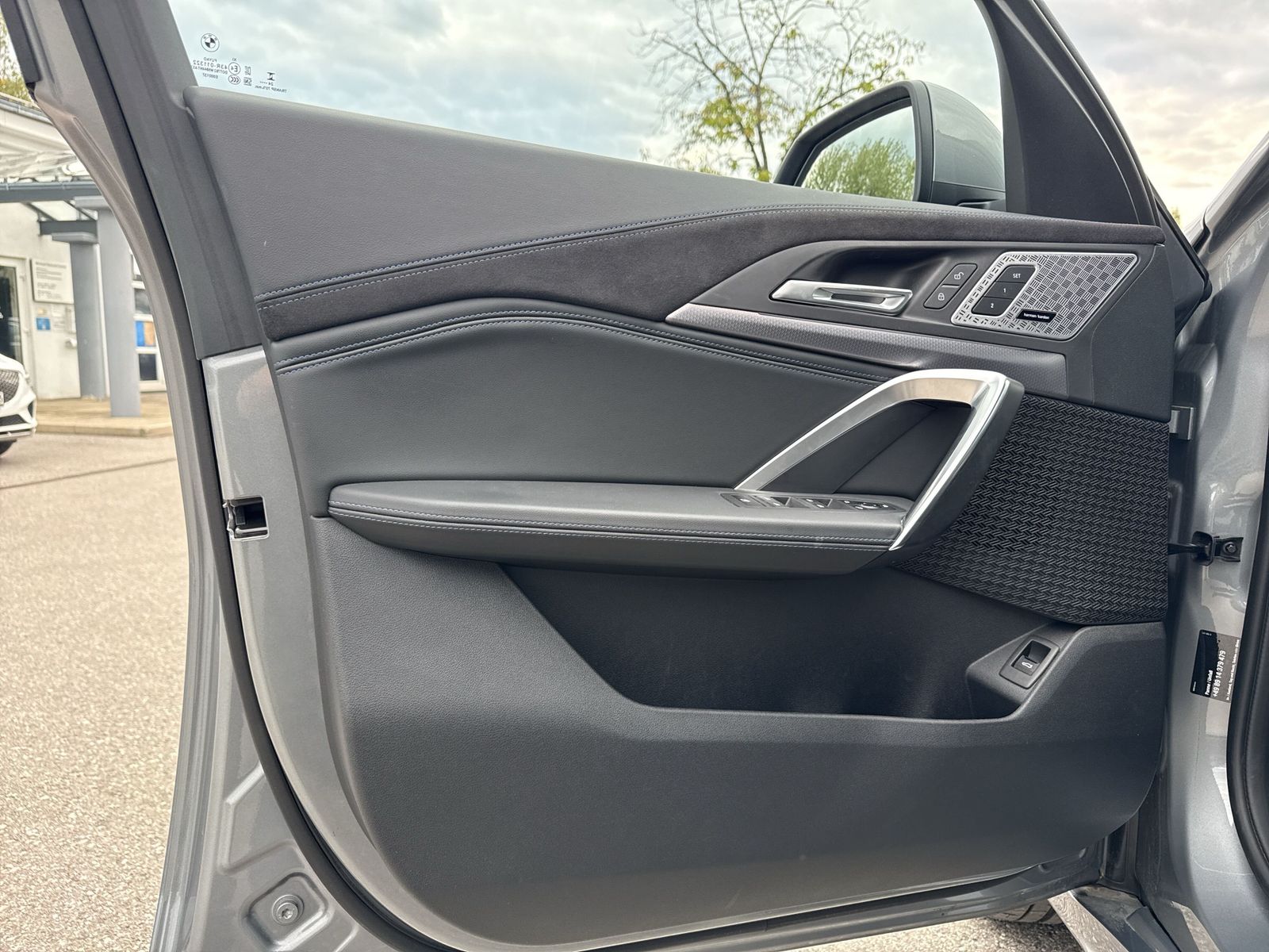 BMW iX2 - Bild 18