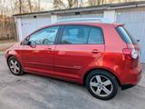 Volkswagen Golf Plus  - Volkswagen Golf Plus: Rot