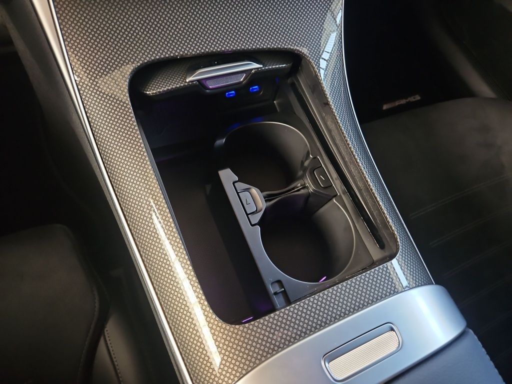 Fahrzeugabbildung Mercedes-Benz C 180 T-Modell +AMG-LINE+NIGHT+AHK+KEYLESS+SOUND