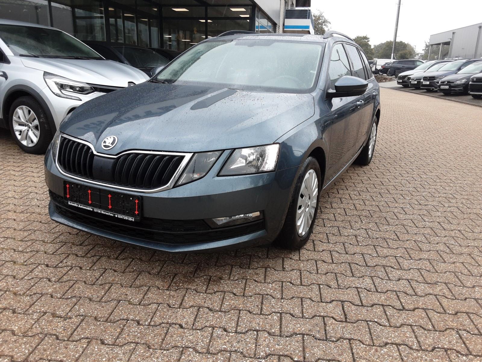 Skoda Octavia Combi Ambition GRA NAVI Apple
