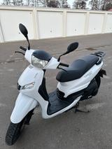 Peugeot Tweet 125 - PEUGEOT ROLLER TWEET 125