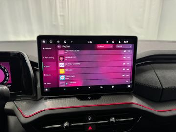 Skoda Kodiaq 1.5 TSI mHEV 110 kW Sportline Panodach