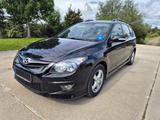 Hyundai i30 CW 1.6 CRDi 66 kW FIFA WM Edition - Hyundai i30: Fifa Wm Edition