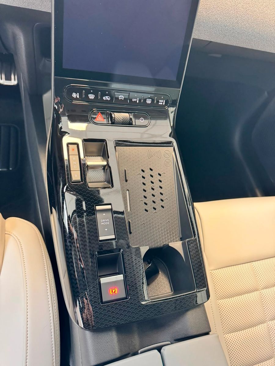 Fahrzeugabbildung Citroën C5 Aircross Hybrid 225 Stop&Start ë-EAT8