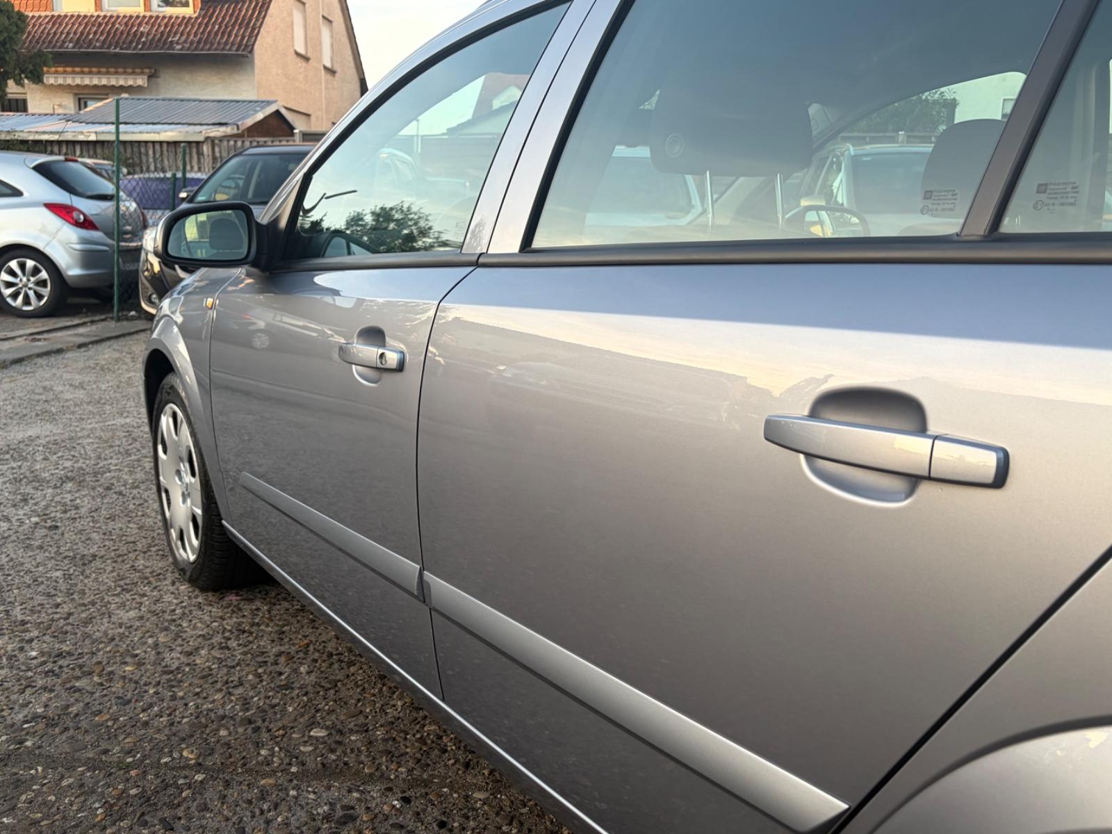 Opel Astra 2004 — photo 5