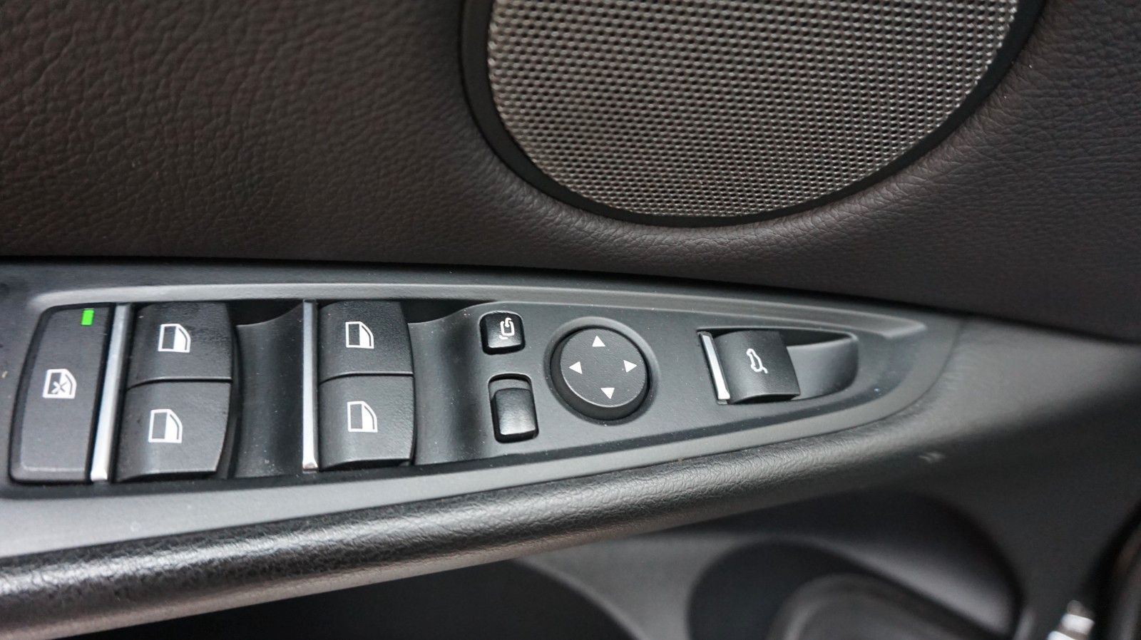 Fahrzeugabbildung BMW X5 xDrive 40 d