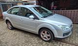 Ford Focus 1.6 Ghia Ghia - Ford Focus aus 2005: Ghia