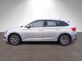 Skoda Scala Tour 1.0 TSI DSG LED Navi RFK ACC SHZ - silberne Skoda Scala