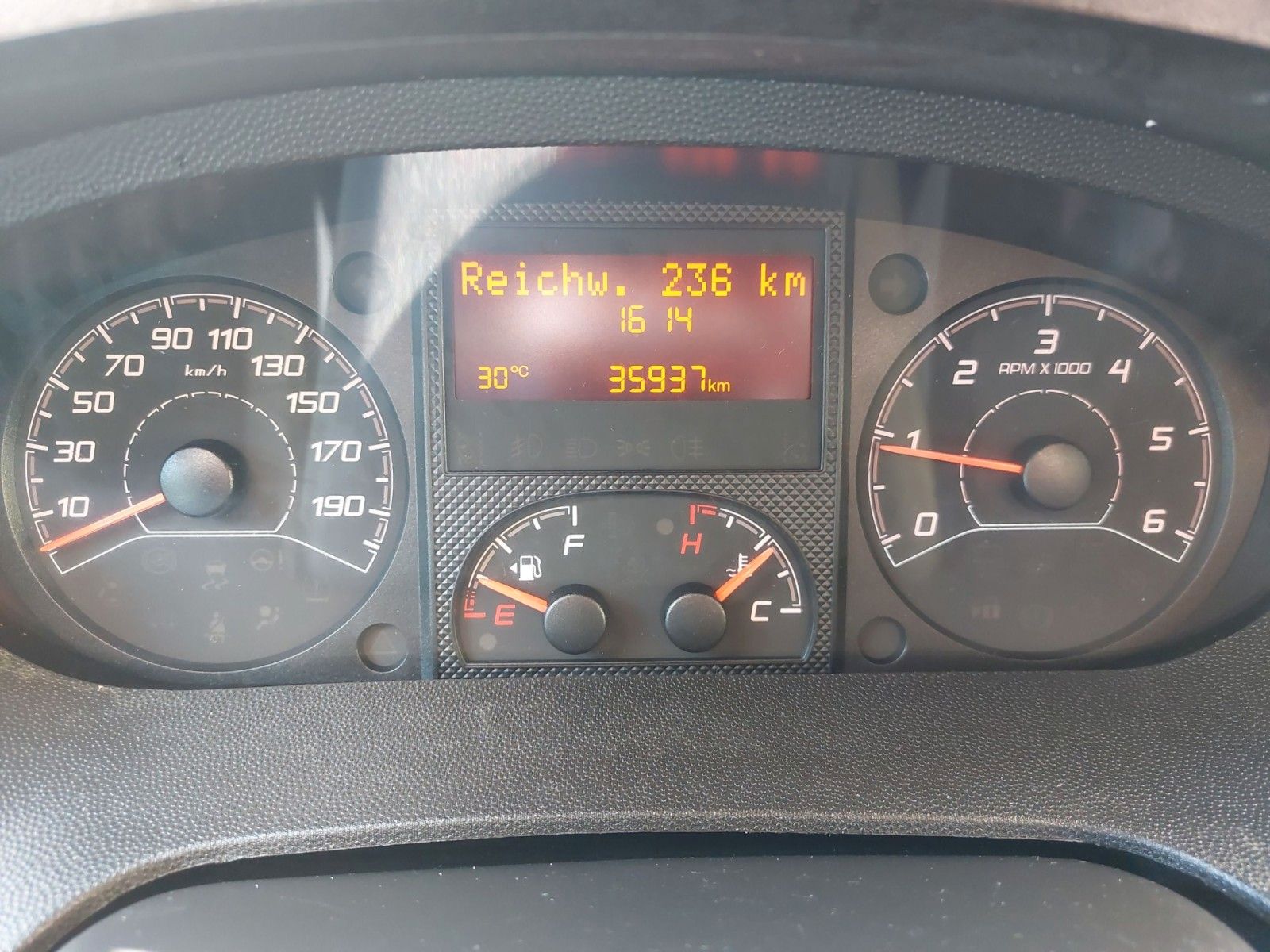 Peugeot BOXER KASTEN330 L1H1 START&STOP KAMERA BLUETOOTH – Bild 12