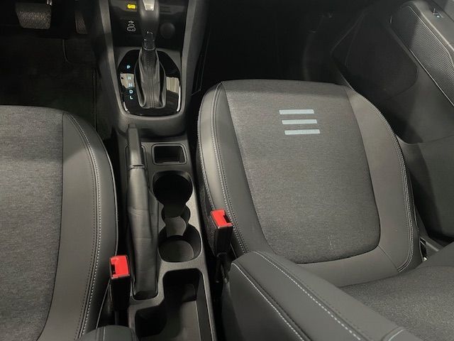 Fahrzeugabbildung Ford Tourneo Courier Active WINTERPAKET totWinkelASS