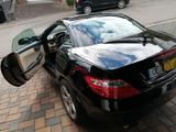 Mercedes-Benz SLK 350 BlueEFFICIENCY Autom. - - gebrauchte Mercedes-Benz SLK 350 aus dem Jahr 2011