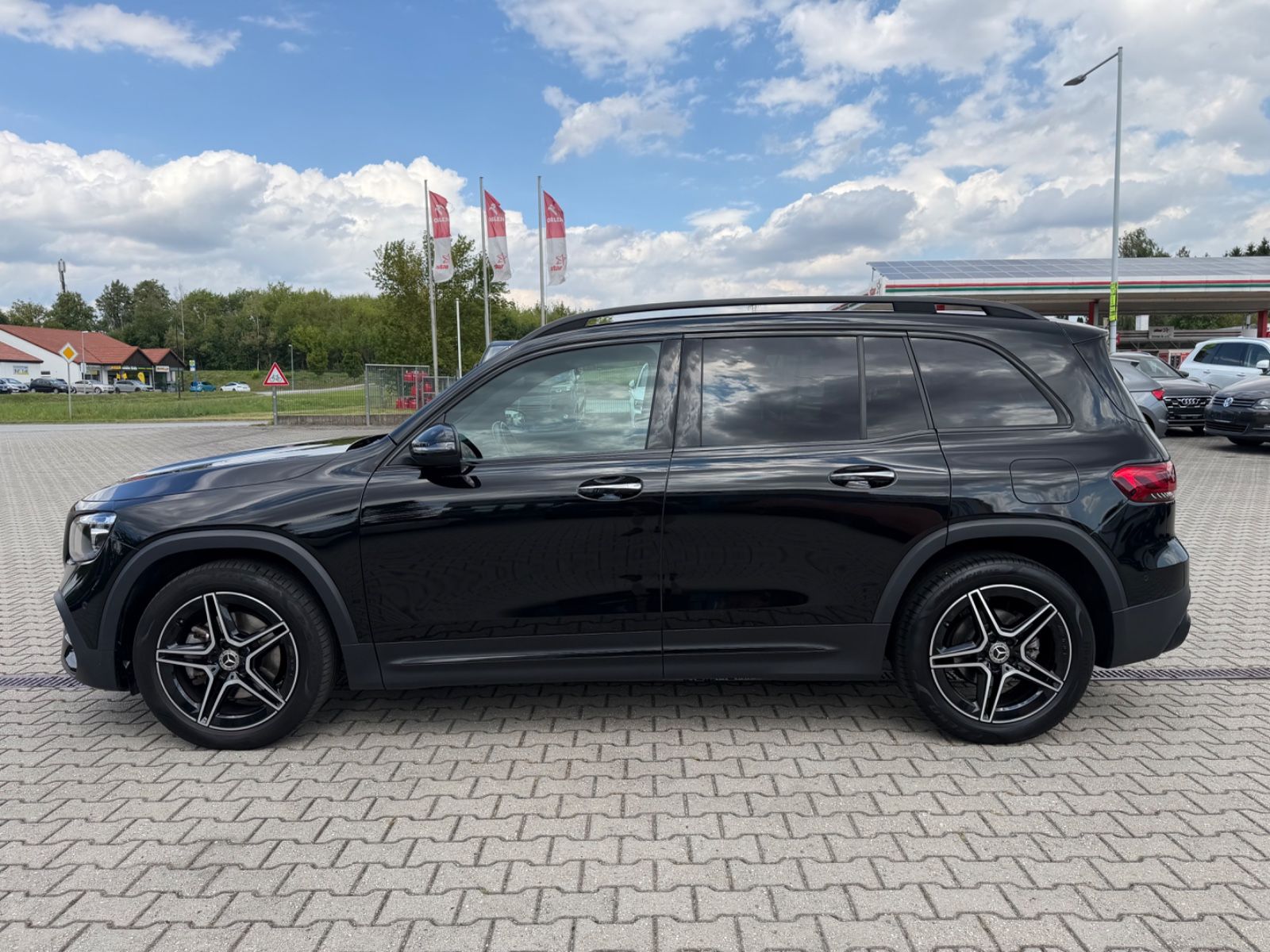 Mercedes-Benz GLB 200 d 4Matic AMG Line/AHZV/Pano/NightPaket/ foto 2