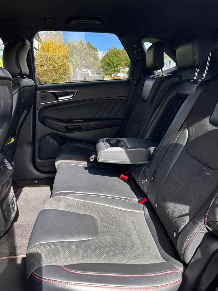 Ford Edge 2,0 l EcoBlue Bi-Turbo 4x4 ST-LINE Auto...