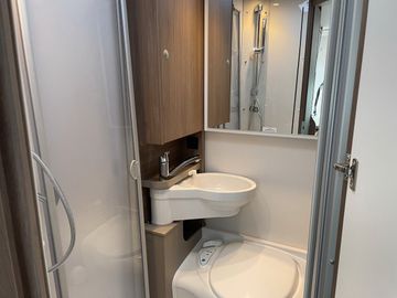 Carado T 135 PRO+ AUTOMATIK  NAVI Smart TV Safety P.