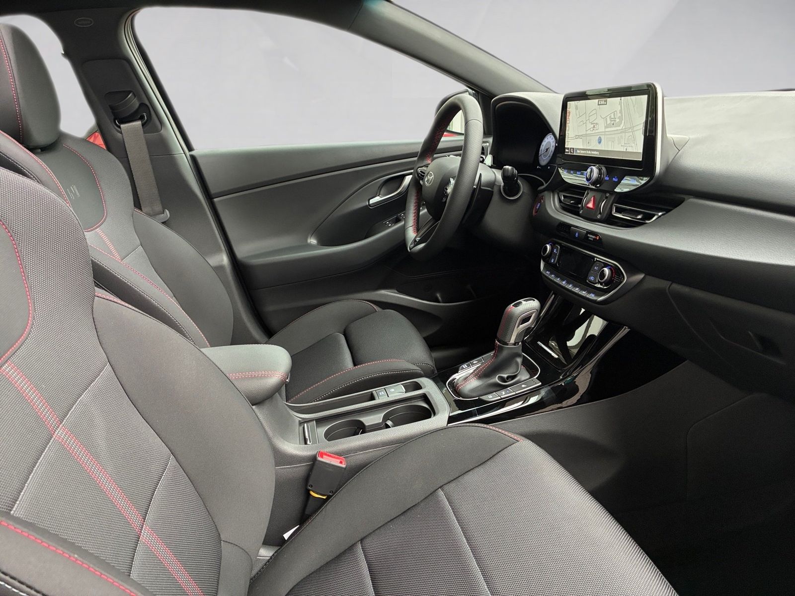 Fahrzeugabbildung Hyundai i30 1.6 T-GDI N Line Kamera,LED,Navi,Pano,SHZ,SD