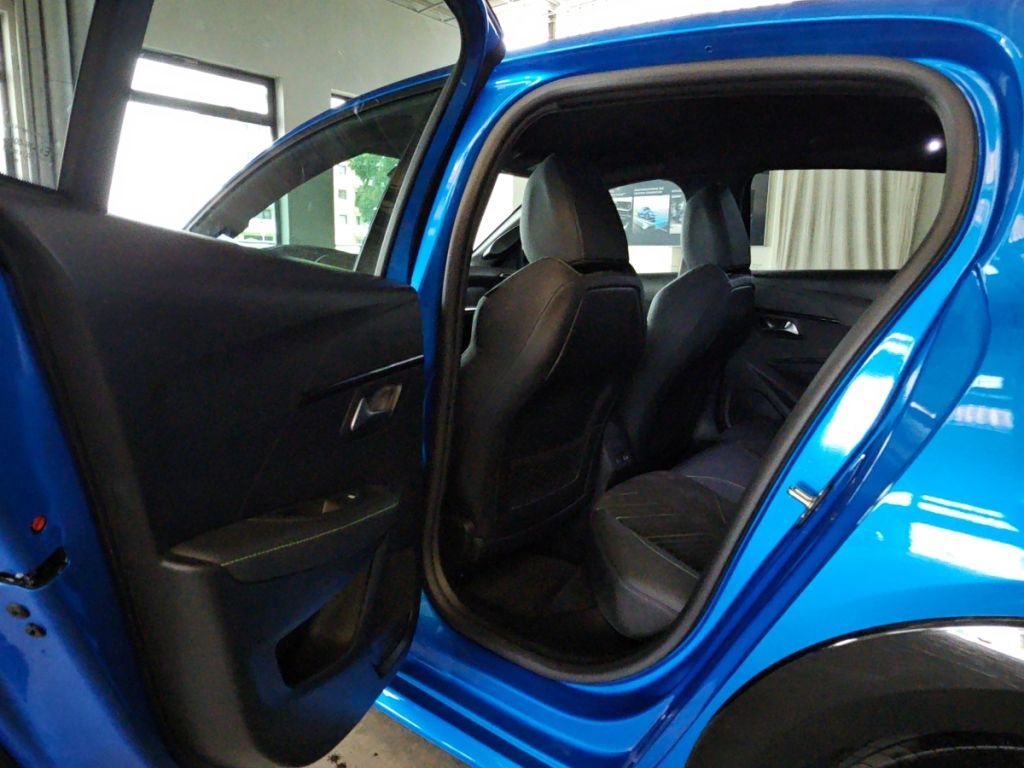Peugeot 208 - Bild 9