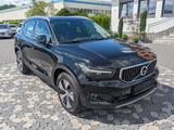 Volvo XC40 Inscription XENIUM PHEV PANO ACC H&K 360° - Volvo XC40