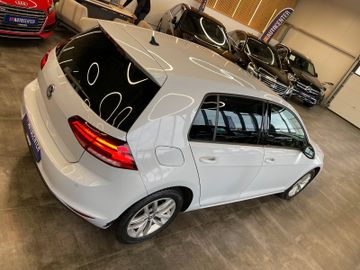 MYAUTOCENTER – Gebraucht- und Jahreswagen mit Werkstattservice in Pfaffenhofen Volkswagen Golf VII Lim. Comfortline BMTStart-Stopp*Klima*