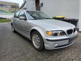 BMW e46 325i - BMW 325 aus 2001: 325i