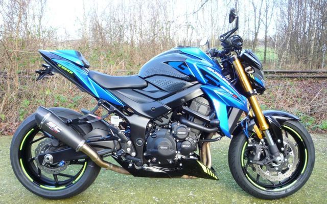 Suzuki GSX-S 750 Umbau sehr viel Zubehör/Extras SC-Proj