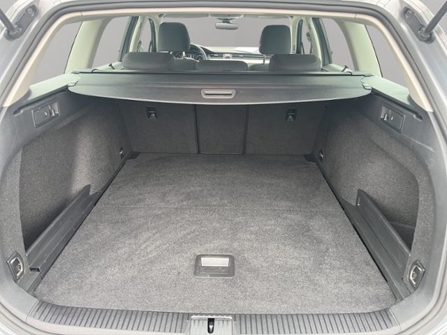 Volkswagen Passat Variant - Bild 13