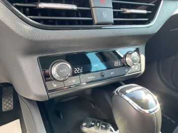 Fahrzeugabbildung SKODA Kamiq 1.0 TSI Ambition DSG Navi DAB Virtuell uvm