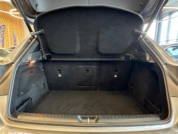 Mercedes-Benz GLA 220 d *4Matic *AHK*AMG*Pano*G Tronic*