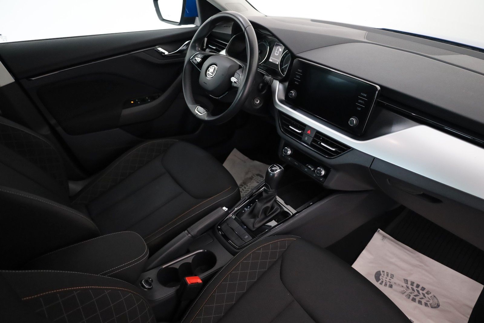 Fahrzeugabbildung SKODA Scala Drive 125 SH,PDC,LED,Kamera,8 fach bereift