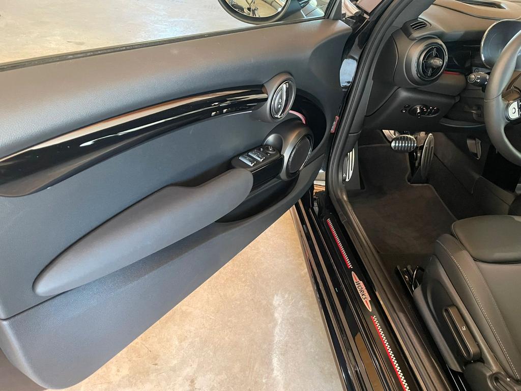 MINI John Cooper Works Cabrio