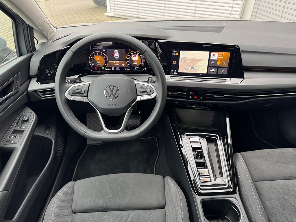 Golf VIII Variant 1.5 eTSI STYLE *DCC*STDHZG*