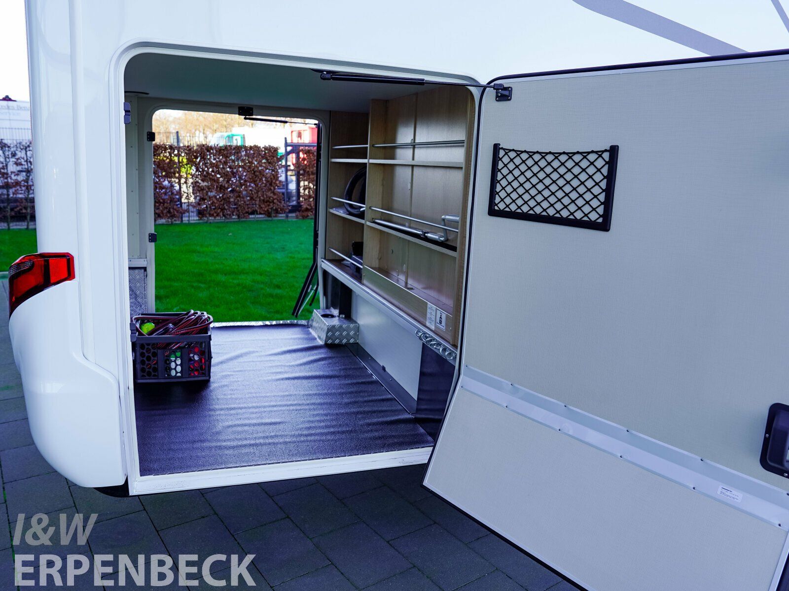 Fahrzeugabbildung HYMER / ERIBA / HYMERCAR MC-T 600 WhiteLine Distronic