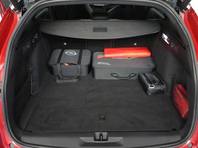 Astra Electric L ST GS 54kWH AT+LED LICHT+360 GR