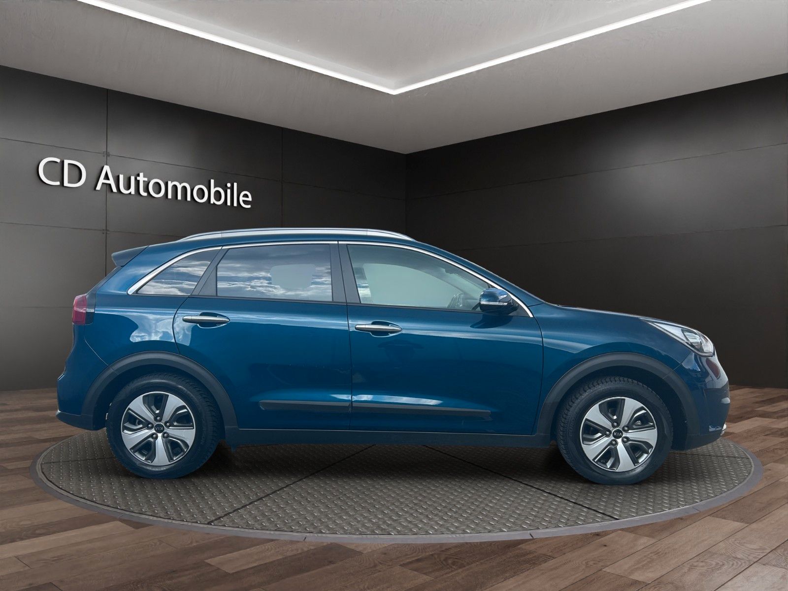 Fahrzeugabbildung Kia Niro Vision Hybrid /Automatik/NAvi/Kamara
