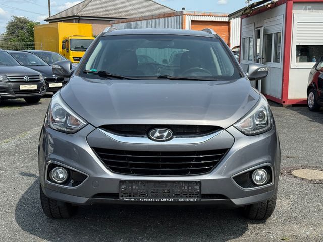 Hyundai IX35*KLIMA*SHZ*LEDER*NAVI*BT*MOTORSCHADEN!
