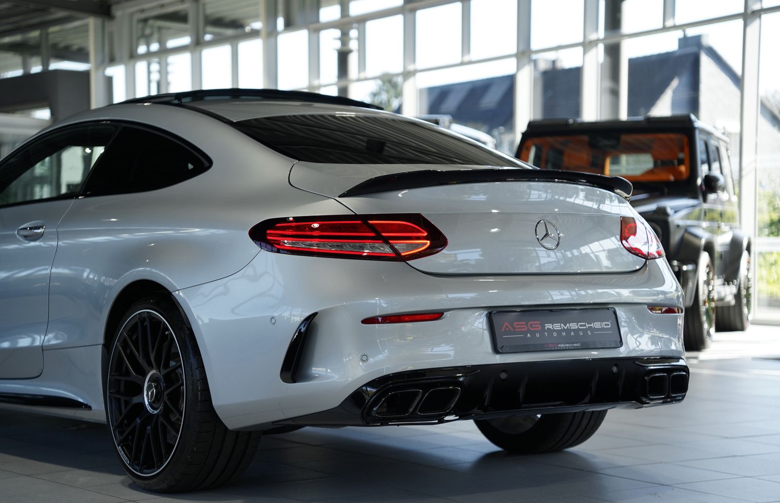 Mercedes Benz C 63 Amg