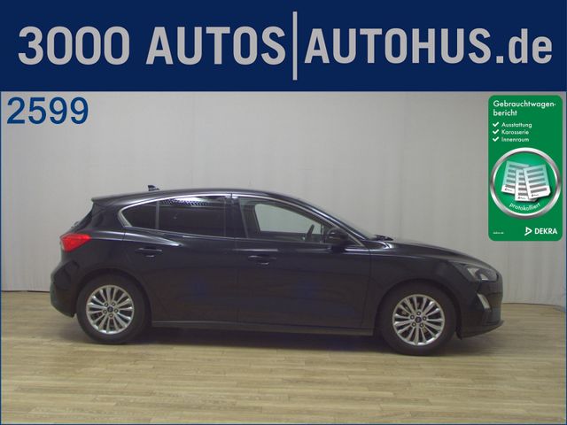 Ford Focus 1.5 EB Titanium Navi PDC Shz