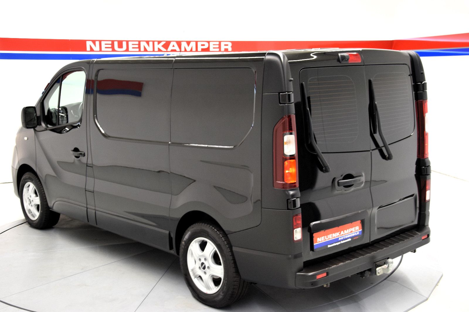 Fahrzeugabbildung Renault Trafic Kasten L1H1 3,0t Komfort Navi Klima Bluet