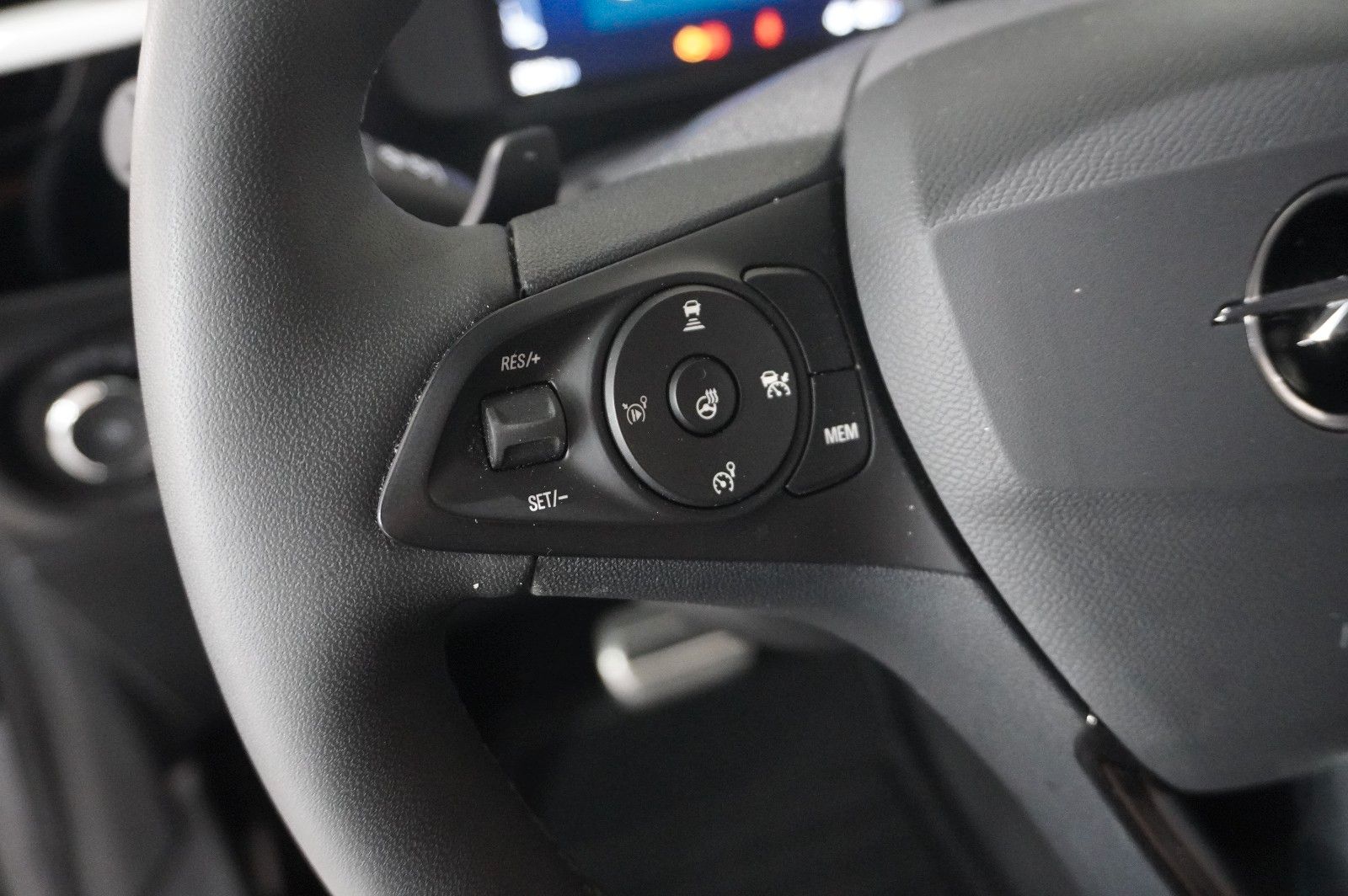 Fahrzeugabbildung Opel Corsa F 1.2T GS SPORT NAVI/LED/KAMERA/SPORT/DAB+