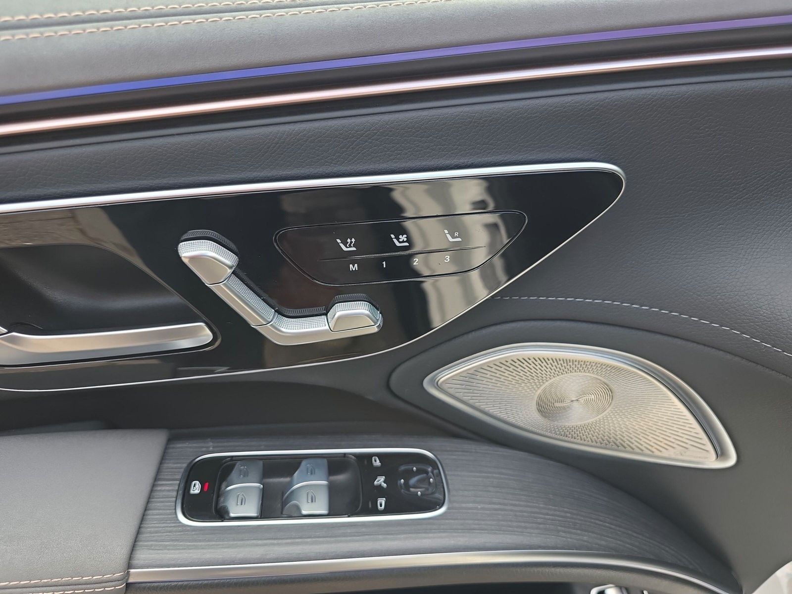 Mercedes-Benz EQS 450 AMG LINE Hyperscreen Premium Plus Pake foto 15