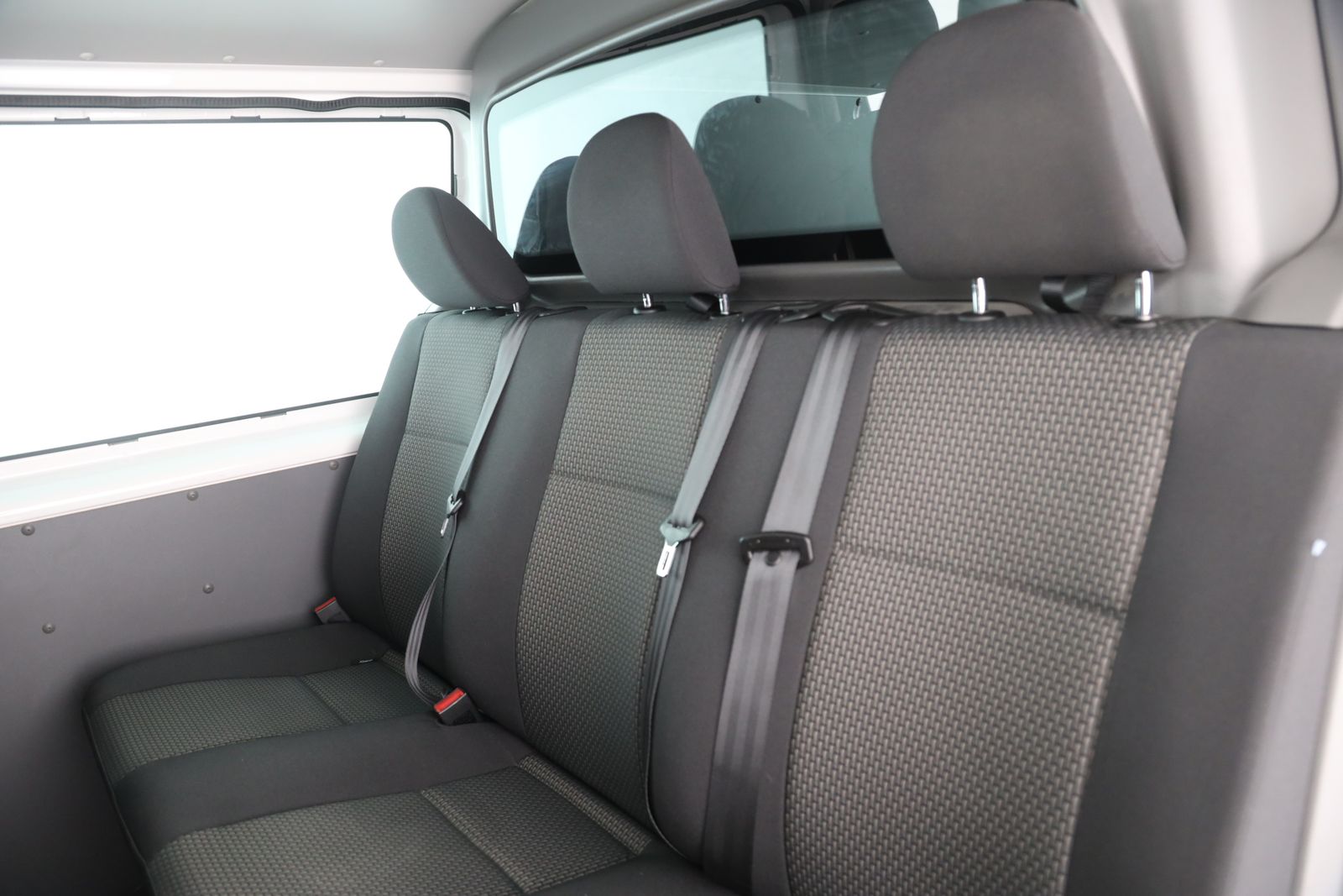 Volkswagen T6 Transporter - Bild 14