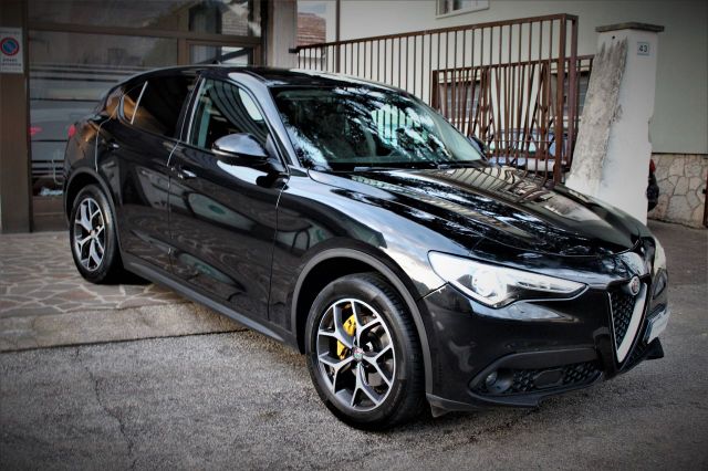 Alfa Romeo Stelvio 2.2 Turbodiesel 210 CV AT8 Q4