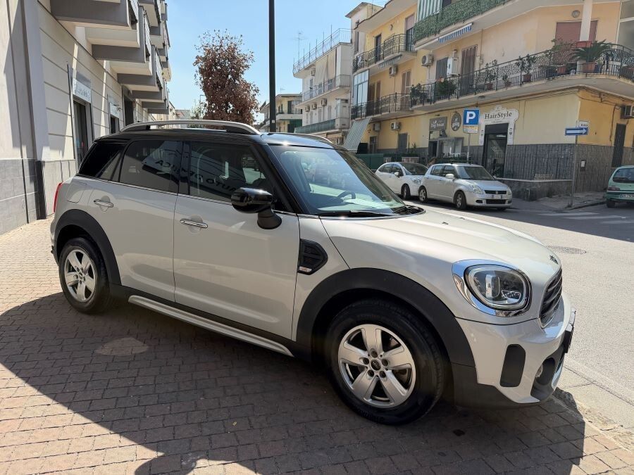 MINI COUNTRYMAN 2.0 COOPER D 150 AUTOM CERTIFICA imagem 2