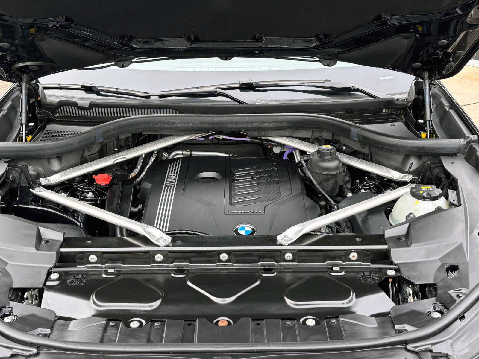 Fahrzeugabbildung BMW X5 xDrive 40i Steptr. ACC 360° LED CarPlay SHZ