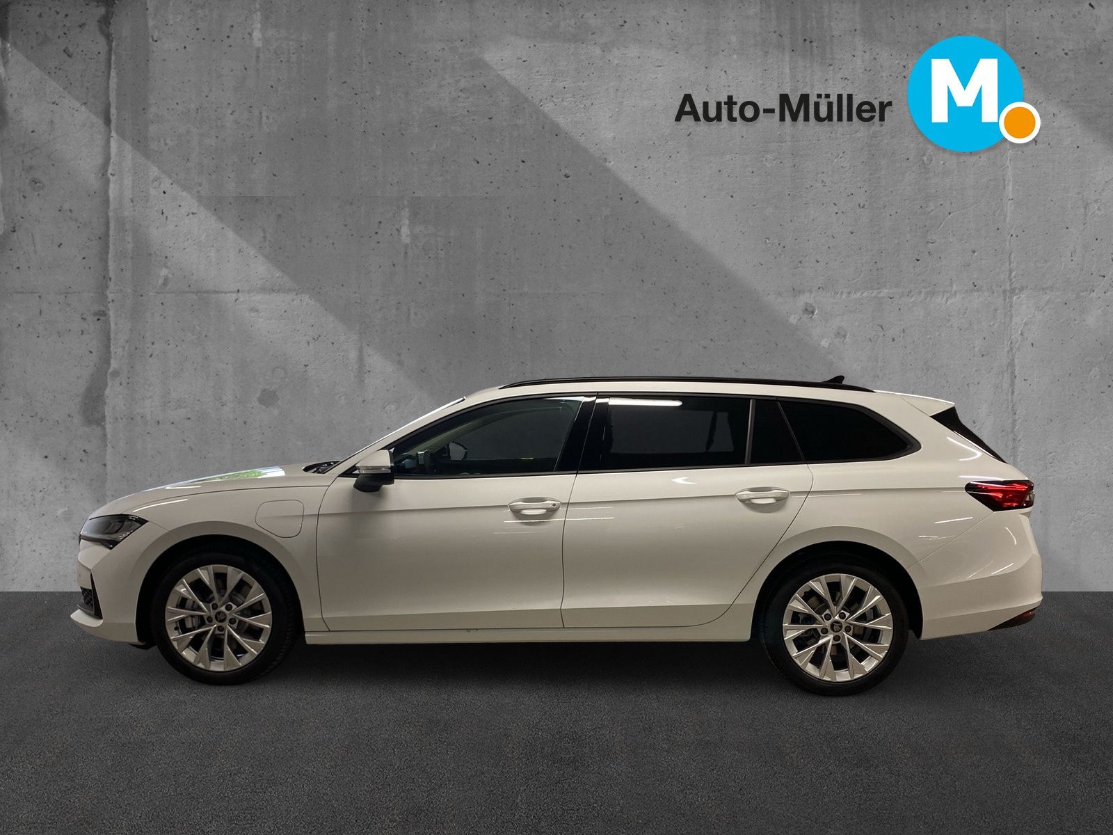Skoda Superb Combi Selection 1.5 TSI iV DSG *AHK*Ergo* imagem 2