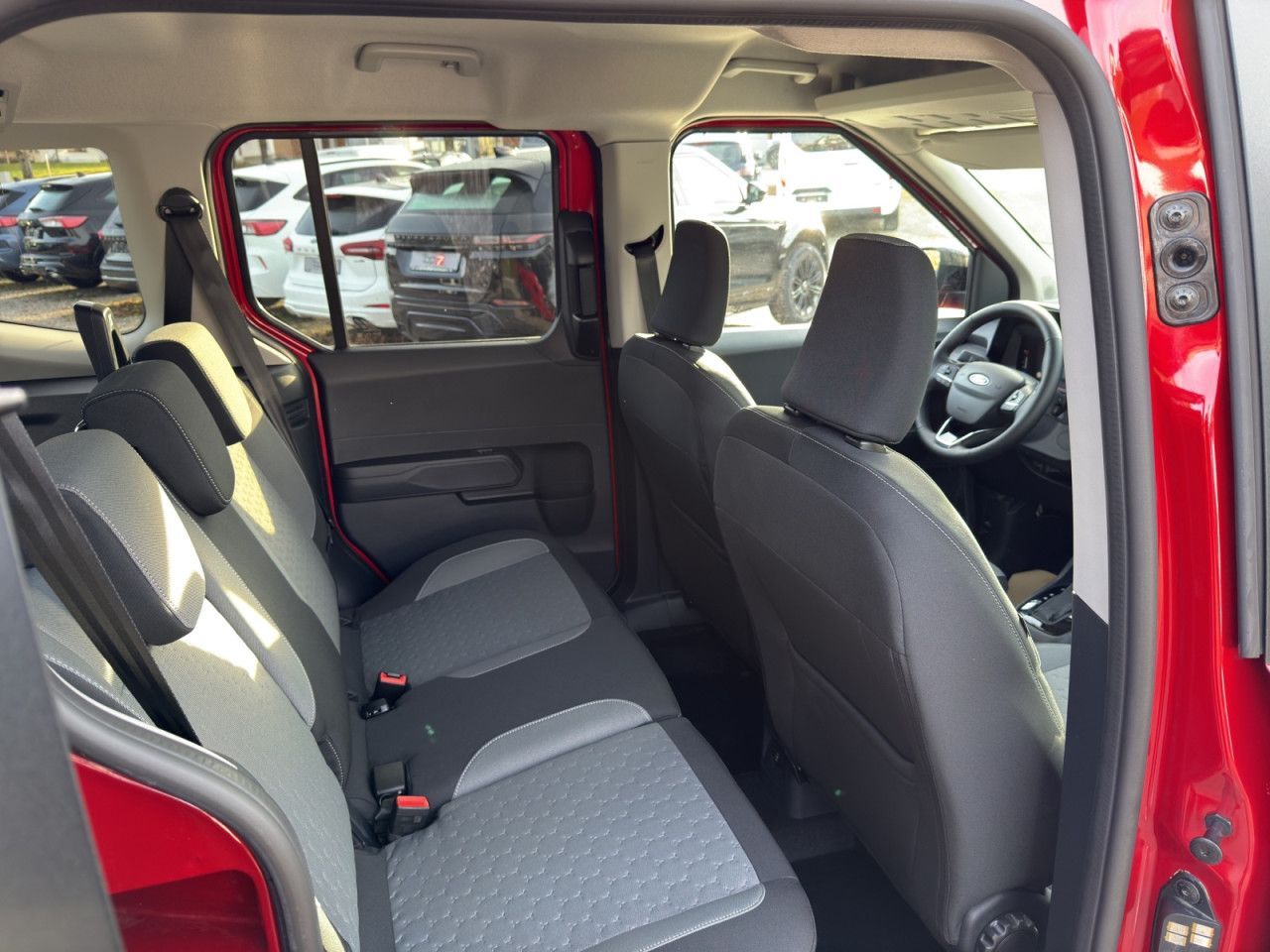 Ford Tourneo Courier - Bild 23