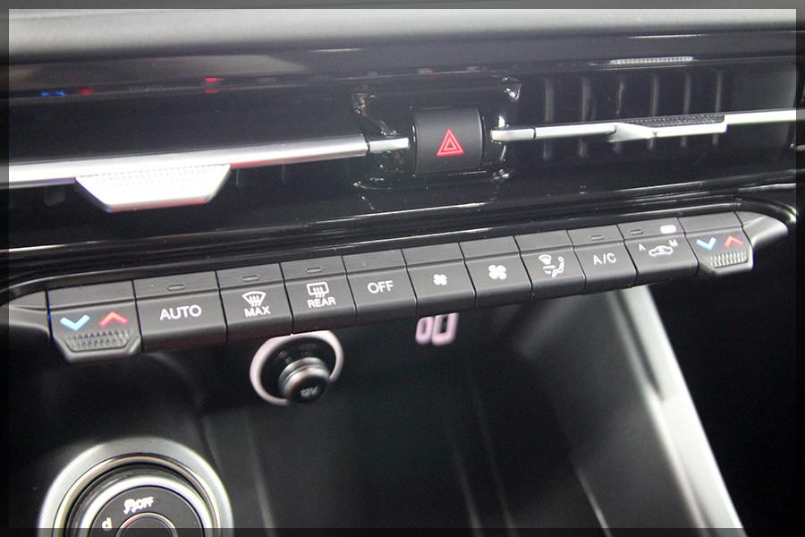 Alfa Romeo Tonale Super PDC / NAVI / ANDROID