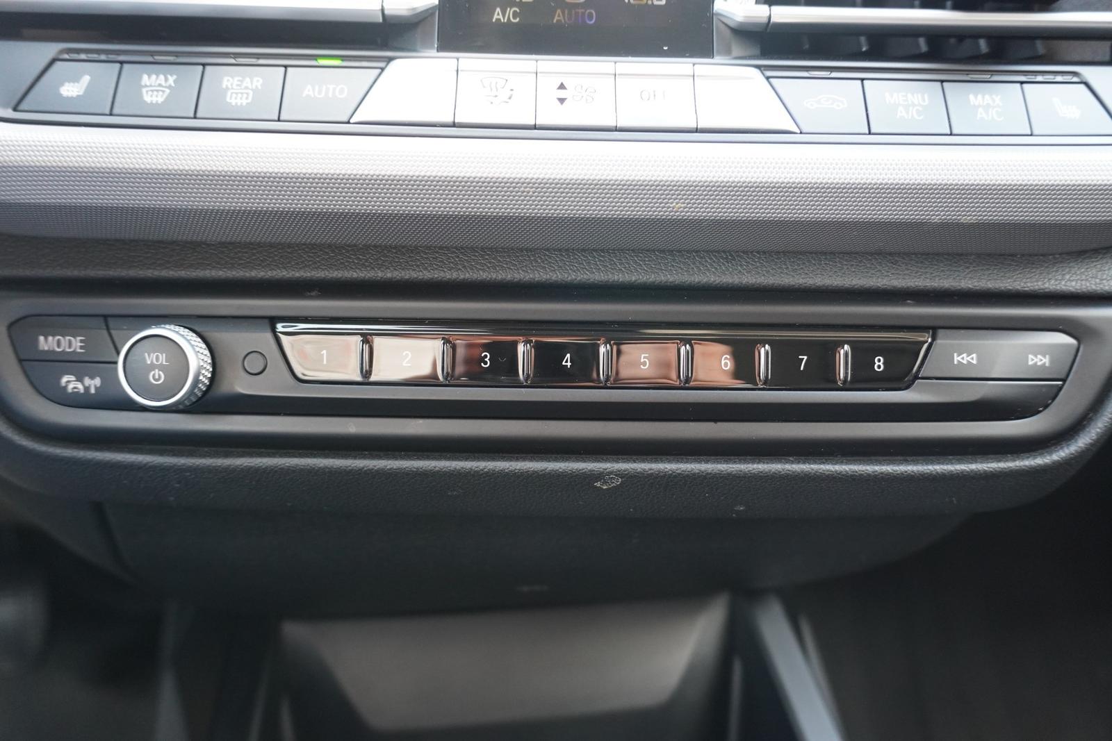 BMW 118 i Advantage LED Navi Sitzheizung Tempomat DAB, миниатюра 17