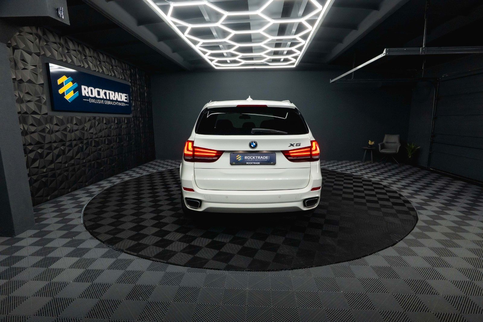 Fahrzeugabbildung BMW X5 xDrive 30d M Sport Shadow Line *ACC*LED*HU*