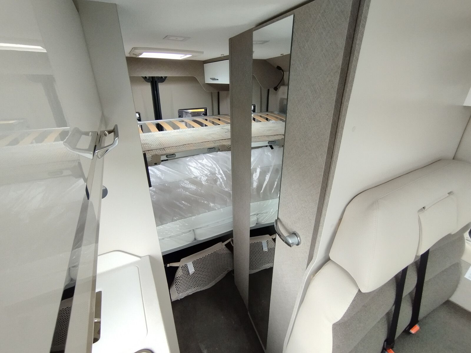 Fahrzeugabbildung Karmann Davis Lifestyle DA 591 LS Markise Combi D6E